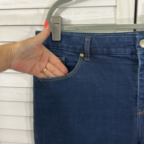 Chico's So Slimming Girlfriend Slim Leg Jeans Size 3 Short - Picture 6 of 16